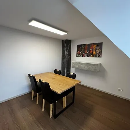 Shaki Apartment Füssen